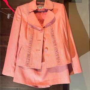 Tahari Coral Women's Blazer and Skirt Set